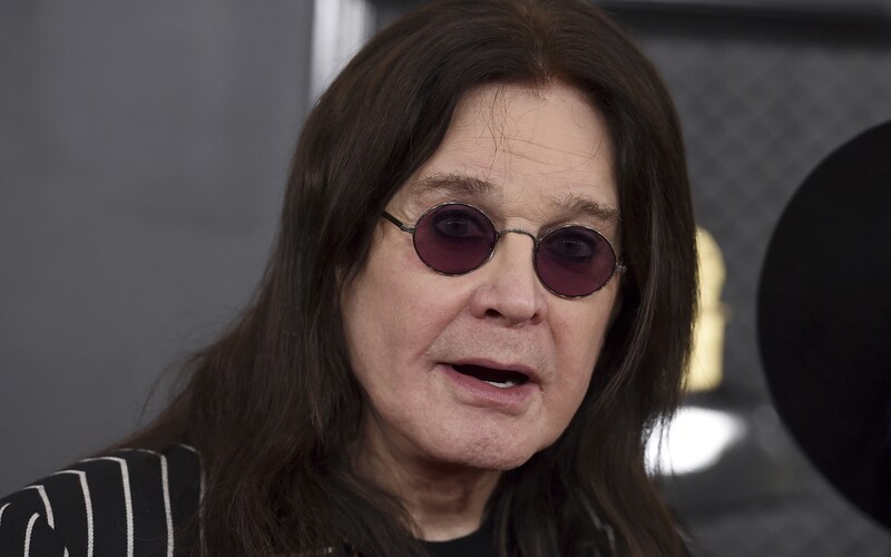 Ozzy Osbourne končí s vystupováním po světě, zdraví mu to nedovolí.
