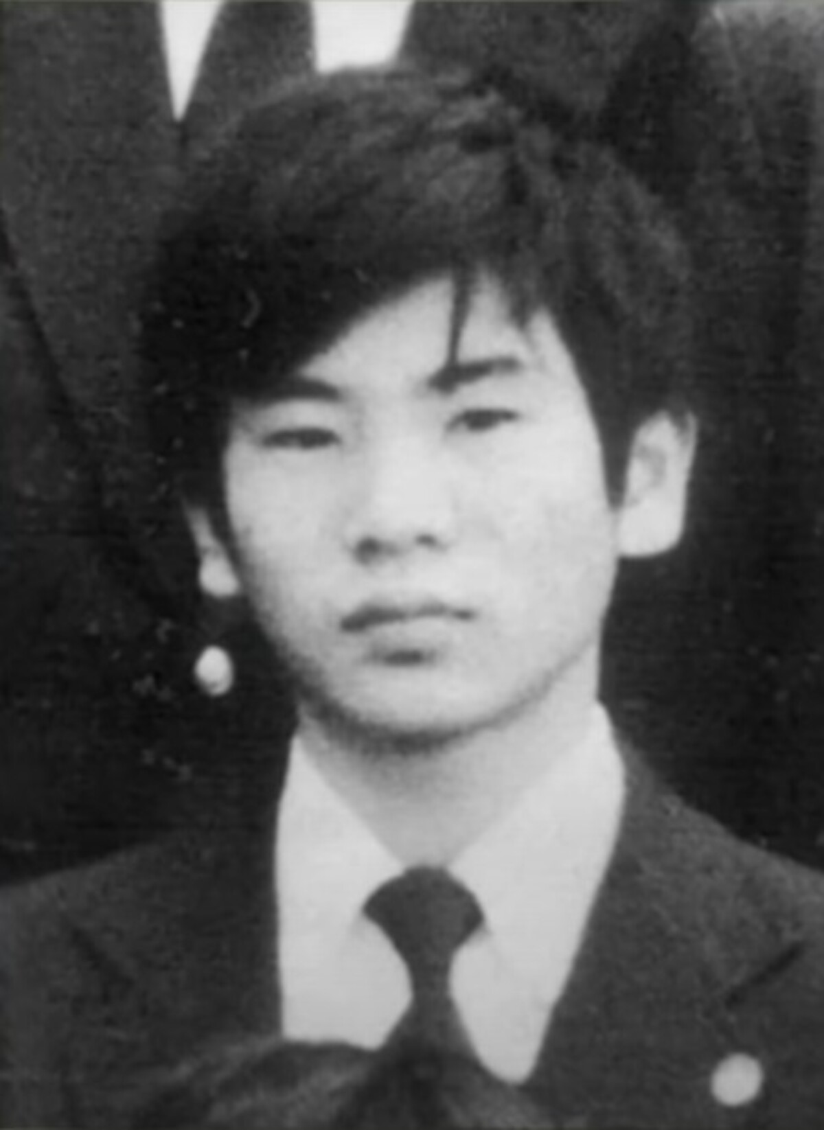 Sériový vrah Sinichiro Azuma.