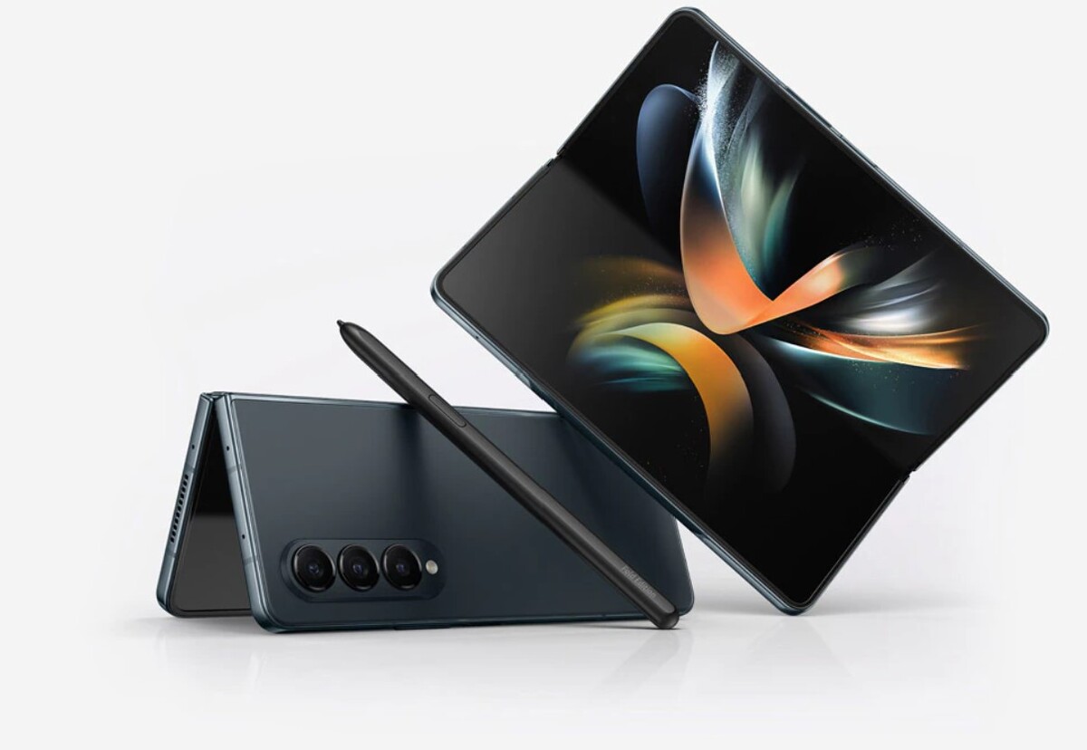 Samsung Galaxy Z Fold4.