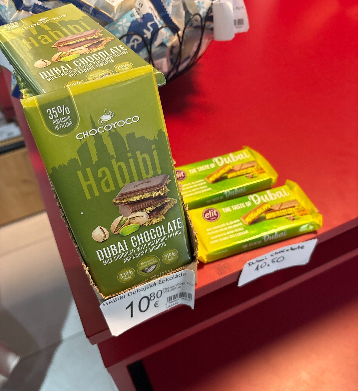 Zákazníkov neodrádzajú ani vyššie ceny dubajských čokolád.