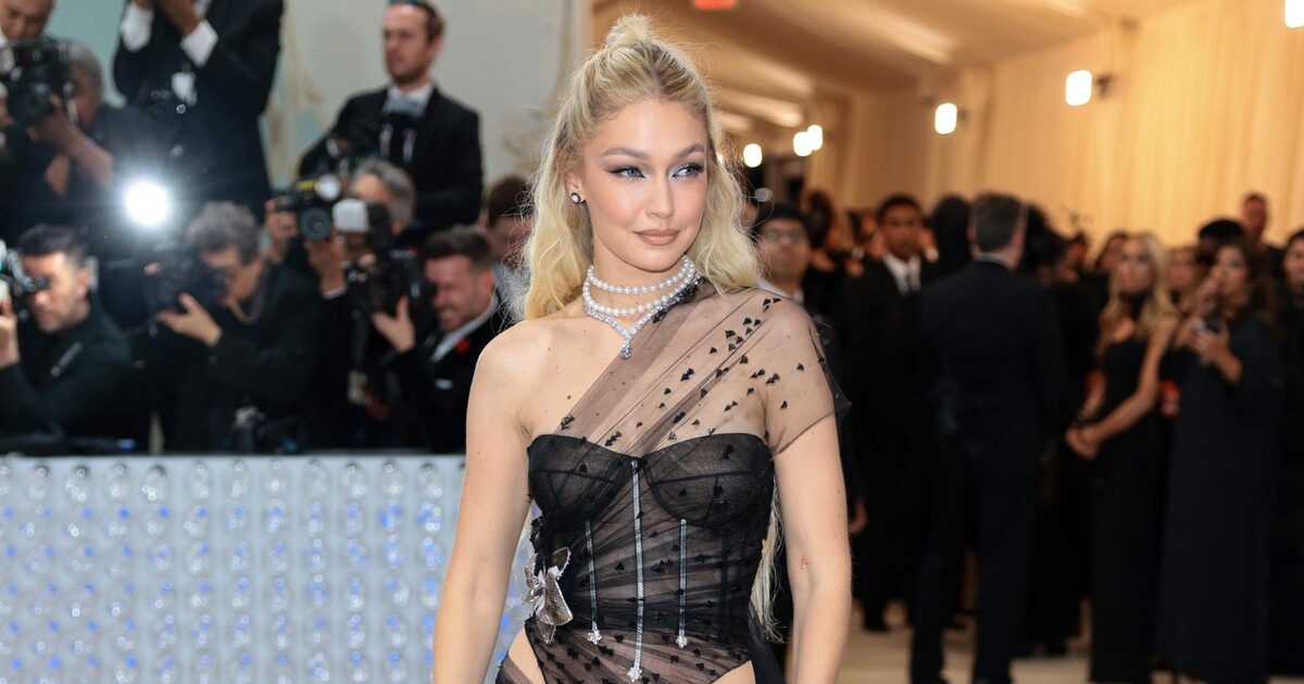 U Gigi Hadid našli během letištní kontroly marihuanu. Zatkli ji, ale následně pustili na kauci