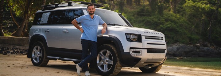 Land Rover řídila královna Alžběta i James Bond. Díky Eurojackpotu se v něm můžeš vozit také ty