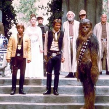IV: Kto z trojice Han, Luke a Chewie dostal medailu za chrabrosť ako prvý v poradí?