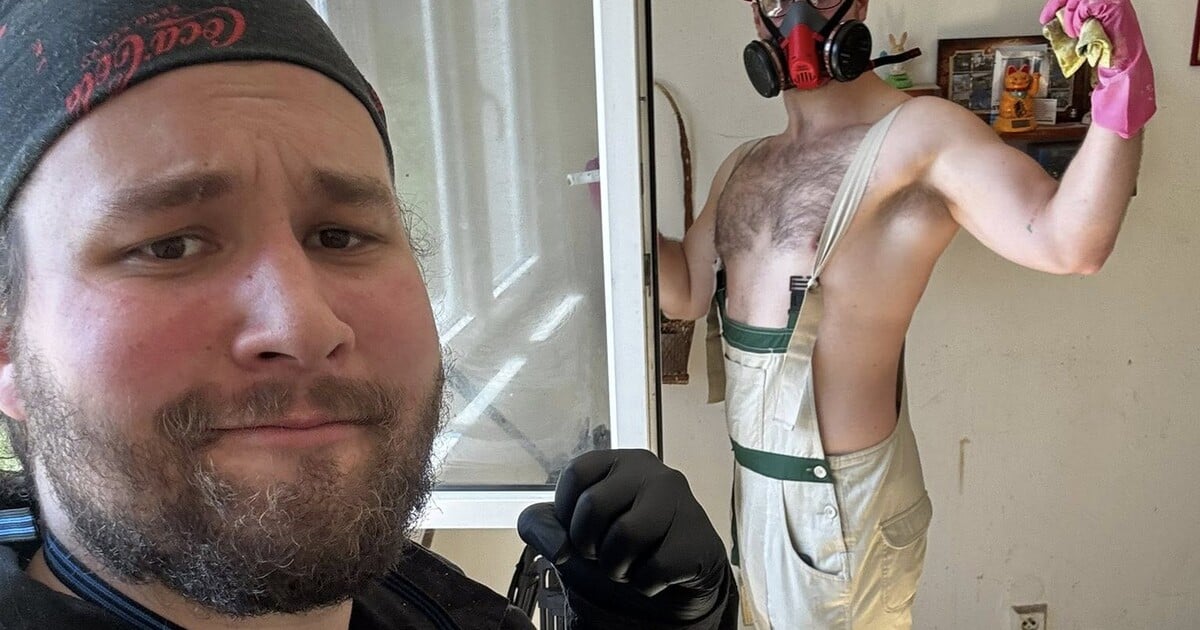 „Lidi nejsou líní. Jen už nemají sílu,“ říká Martin, který pomáhá lidem z extrémního nepořádku