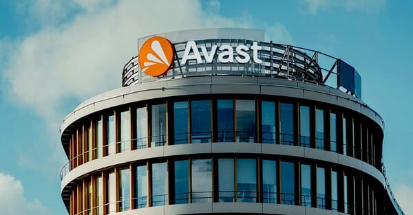 Mezi nejbohatší Čechy patří i spoluzakladatelé známé softwarové firmy AVAST Software. Jedním z nich je Eduard Kučera. Víš, kdo je tím druhým?