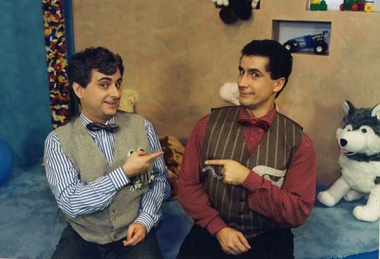 Kakao bolo v roku 1996 najúspešnejším detským programom prvej slovenskej súkromnej televízie Markíza. Ako sa volali jeho prví moderátori?