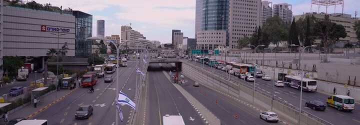 Když se na 2 minuty zastaví celá země. Izrael si připomínal oběti holokaustu dojemnou tradicí, při které vzdávají hold všichni