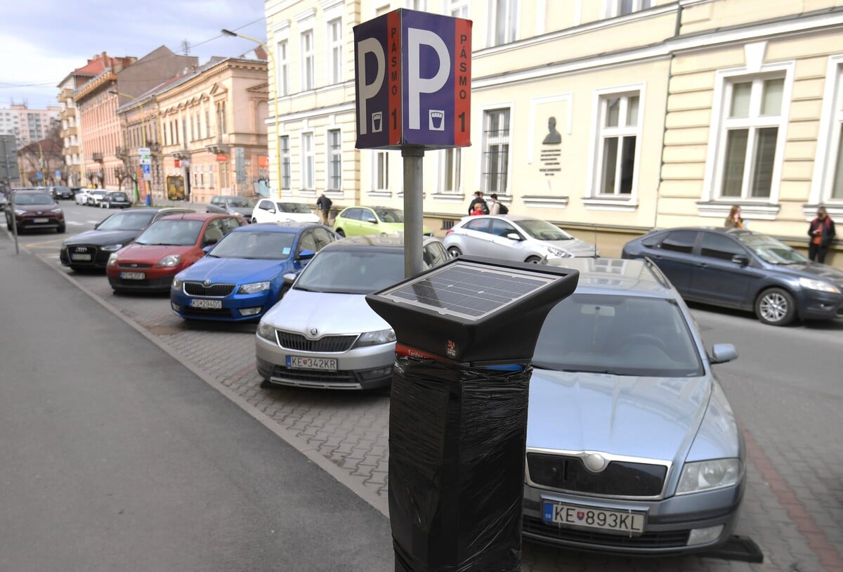 Košice, parkovanie, autá 