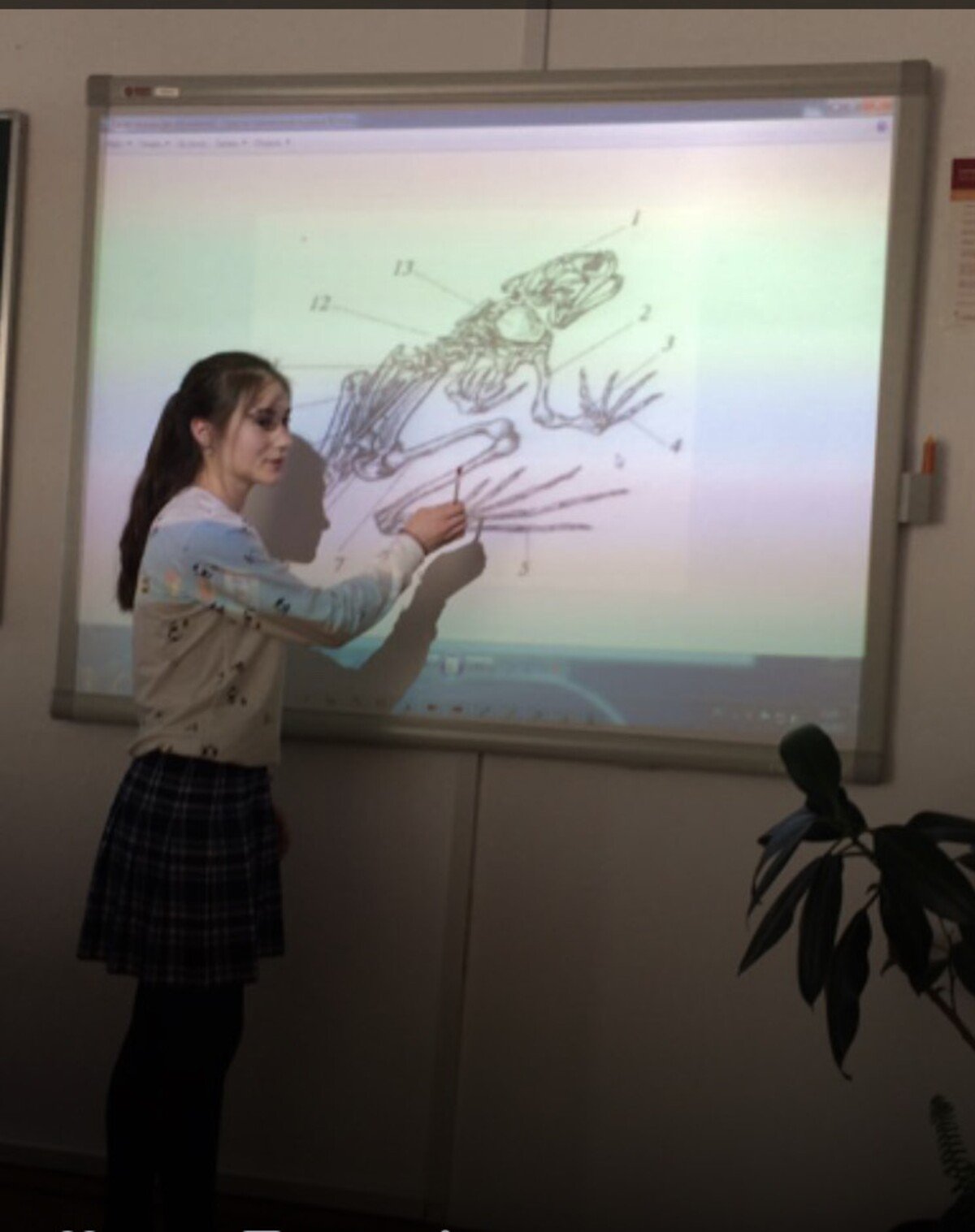 Yuliya v škole, krátko po príchode na Slovensko.