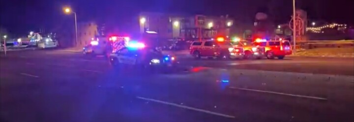 V americkom Colorade útočník zastrelil v LGBTQ bare 5 ľudí a ďalších 17 zranil. Sám má pritom so zraneniami ležať v nemocnici