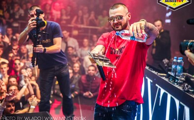 Banská Bystrica hostila premiérový Rytmusův křest nového alba. Sleduj fotoreport z vynikající show a přichystej se na další zastávky Banská Bystrica hostila premiérový Rytmusův křest nového alba. Sleduj fotoreport z vynikající show a přichystej se na další zastávky