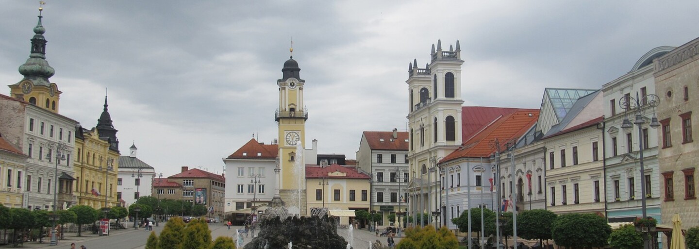 Banskobystrických policajtov odfotili pri spánku v službe, teraz prídu o koncoročné odmeny aj príplatky