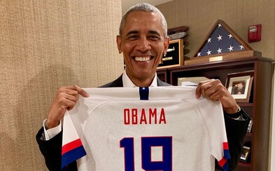 Barack Obama letos poslouchal Migos, Young Thuga a Travise Scotta. Podívej se na jeho výběr písní roku Barack Obama letos poslouchal Migos, Young Thuga a Travise Scotta. Podívej se na jeho výběr písní roku