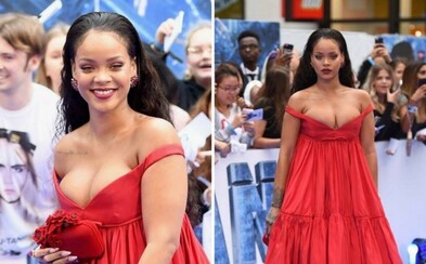 Barbadoská kráska Rihanna v Londýně zazářila na premiéře filmu Valerian. Zpěvačka vsadila na nádhernou róbu, v níž vynikl její dekolt Barbadoská kráska Rihanna v Londýně zazářila na premiéře filmu Valerian. Zpěvačka vsadila na nádhernou róbu, v níž vynikl její dekolt