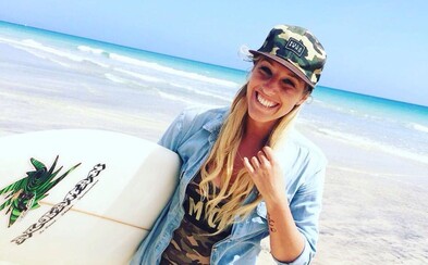 Barbora organizuje surferské dovolenky na ostrove Fuerteventura. Cez zimu bývajú 7-metrové vlny, žraloky prídu zriedka (Rozhovor) Barbora organizuje surferské dovolenky na ostrove Fuerteventura. Cez zimu bývajú 7-metrové vlny, žraloky prídu zriedka (Rozhovor)