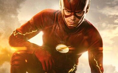 Barry si musí v prvých záberoch pre tretiu sériu Flasha zvykať na celkom nový svet. Spôsobil totiž Flashpoint Paradox Barry si musí v prvých záberoch pre tretiu sériu Flasha zvykať na celkom nový svet. Spôsobil totiž Flashpoint Paradox