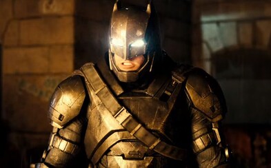 Batman a Superman sa vo veľkolepom traileri snažia o najepickejší súboj roka, pri ktorom sa otrasú kiná Batman a Superman sa vo veľkolepom traileri snažia o najepickejší súboj roka, pri ktorom sa otrasú kiná
