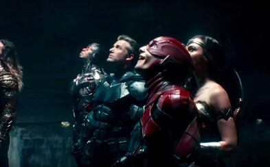 Batman buduje alianciu na boj proti blížiacej sa armáde nepriateľa. Tímovka Justice League sa po dvojici trailerov pripomína ďalšou ukážkou Batman buduje alianciu na boj proti blížiacej sa armáde nepriateľa. Tímovka Justice League sa po dvojici trailerov pripomína ďalšou ukážkou