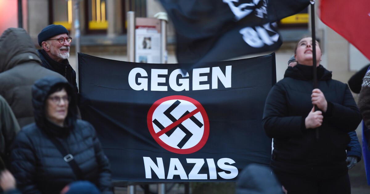 Demokracie v Německu je ohrožena. Kontrarozvědka varuje před nebezpečnou politickou stranou