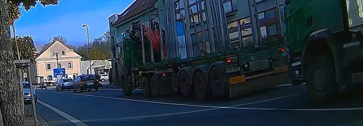 VIDEO: Pes na Rychnovsku zaútočil na 11letého chlapce. Ten skončil v nemocnici
