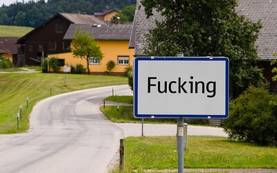 Legendárna rakúska dedina „Fucking“ dostane nové meno.