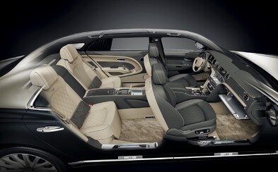 Bentley vyšperkovalo svoje vlajkové lode. Dvojica opulentných exkluzivitiek je plná zlata, striebra a kože Bentley vyšperkovalo svoje vlajkové lode. Dvojica opulentných exkluzivitiek je plná zlata, striebra a kože