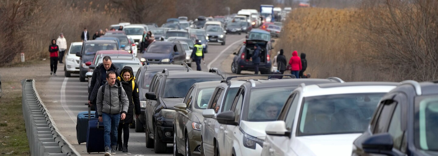Berlínom prešiel sprievod áut na podporu Ruska. Objavili sa medzi nimi aj vlajky Sovietského zväzu