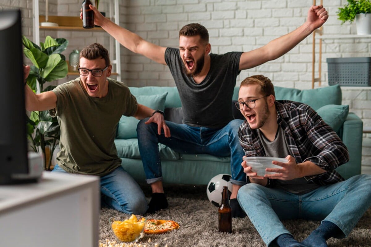 futbal, sport, sledovanie tv