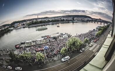 Bigg Boss label šéfoval pražské Náplavce, a pokud jsi tam nebyl, můžeš litovat. Máme fotoreport Bigg Boss label šéfoval pražské Náplavce, a pokud jsi tam nebyl, můžeš litovat. Máme fotoreport