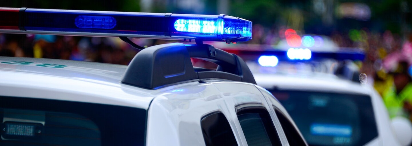 Bili ho, i když se nebránil. Policie zveřejnila video z brutálního zásahu proti mladému Afroameričanovi