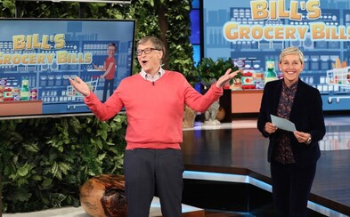 Bill Gates nemá ani tušení o ceně potravin. Miliardář ve vtipném videu hádá, kolik stojí základní věci domácnosti Bill Gates nemá ani tušení o ceně potravin. Miliardář ve vtipném videu hádá, kolik stojí základní věci domácnosti