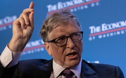 Bill Gates v roce 2015 předpověděl pandemii. Nyní varuje před dvěma novými katastrofickými scénáři