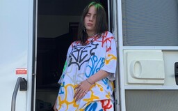 Billie Eilish nakládá každému, kdo jí píše, že by vypadala mnohem atraktivněji, kdyby se oblékala normálně