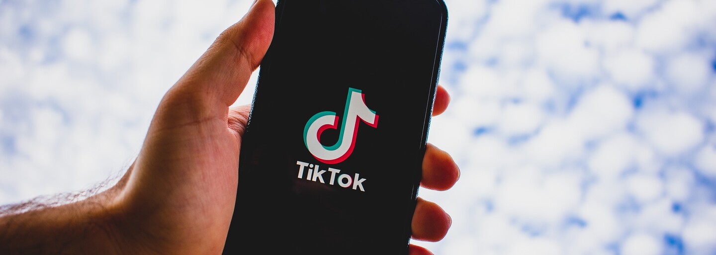Bílý dům nařídil svým zaměstnancům vymazat TikTok