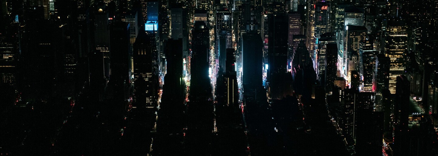 Blackout nie je riešenie. Na koronavírus neexistuje liek, len to posunieme o pár týždňov, hovorí ekonomický analytik