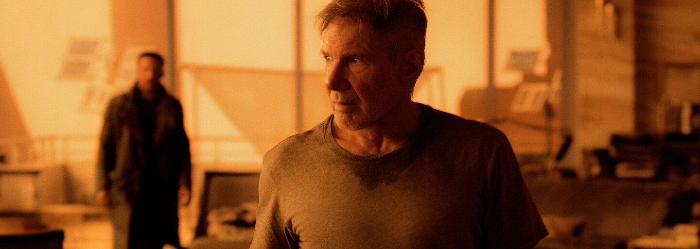 Blade Runner 2049 by mal byť viac brutálnejší a šialenejší, pričom sa údajne raz a navždy dozvieme aj pravdu o Deckardovi
