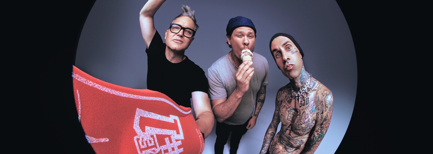 Blink-182 s Tomem DeLongem se vrací ve velkém stylu. Zahrají i v Praze