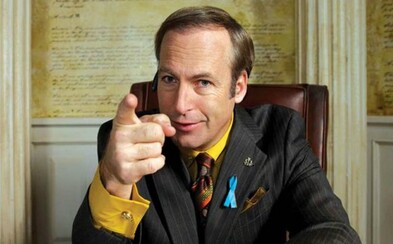 Bob Odenkirk sa stáva v prvom teaseri pre 2. sériu Better Call Saul Saulom Goodmanom Bob Odenkirk sa stáva v prvom teaseri pre 2. sériu Better Call Saul Saulom Goodmanom