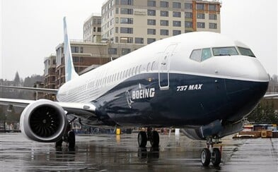 Boeing pozastaví výrobu lietadiel 737 Max po tom, čo pri dvoch nehodách zahynulo 346 ľudí vrátane Slovákov Boeing pozastaví výrobu lietadiel 737 Max po tom, čo pri dvoch nehodách zahynulo 346 ľudí vrátane Slovákov