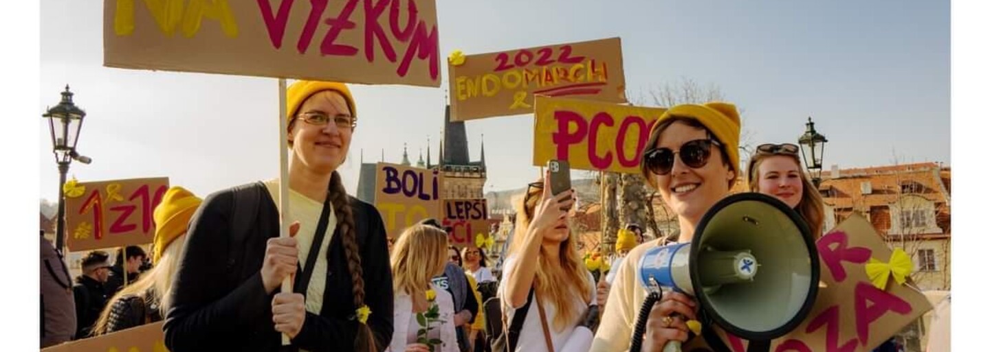 Bolestivá menstruace není normální. Řešte problémy včas, radí ženám spolek Endotalks