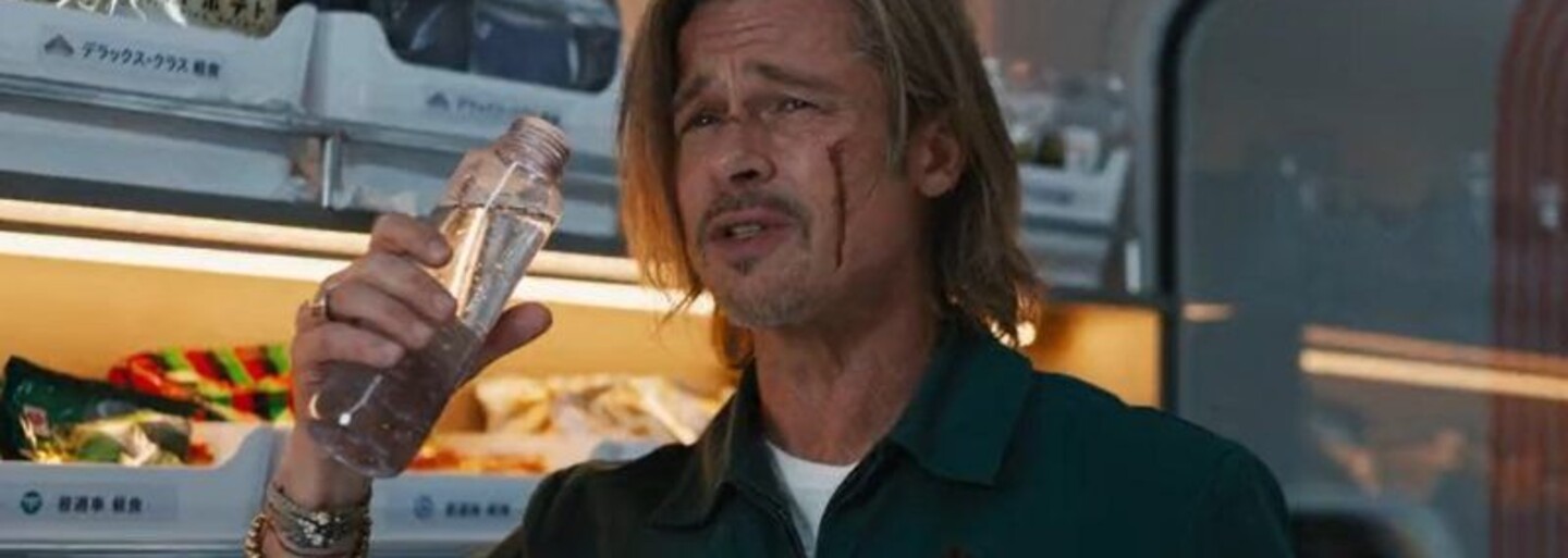 Brad Pitt sa vracia do kín ako skrachovaný zabijak v akčnej pecke Bullet Train, v ktorej nie je núdza o krv ani nevhodný humor
