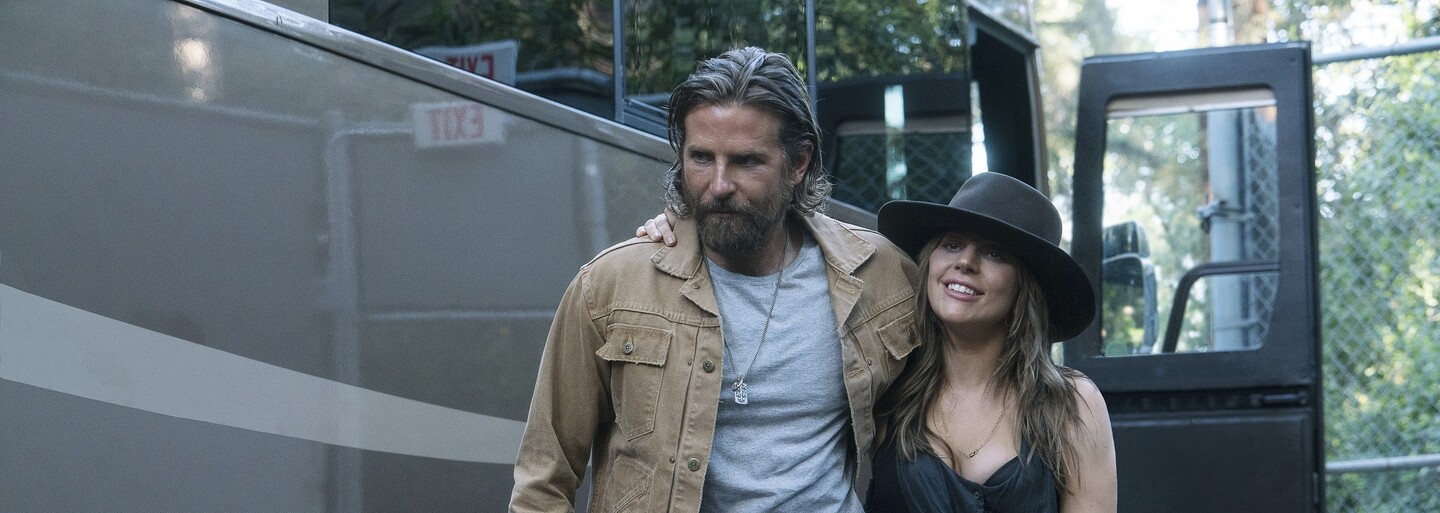 Bradley Cooper a Lady Gaga plánují na Oscarech zazpívat svůj hit Shallow. Získá tak Zrodila se hvězda Cenu Akademie?