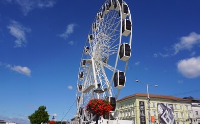 Bratislava zhora: Vyskúšali sme si ruské koleso na brehu Dunaja. Koľko to stojí a aký je z neho výhľad? Bratislava zhora: Vyskúšali sme si ruské koleso na brehu Dunaja. Koľko to stojí a aký je z neho výhľad?