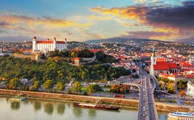 Bratislava získala mimoriadne prestížneho Oscara turizmu. Hlavné mesto vraj ponúka jedinečné zážitky i unikátnu kultúru Bratislava získala mimoriadne prestížneho Oscara turizmu. Hlavné mesto vraj ponúka jedinečné zážitky i unikátnu kultúru