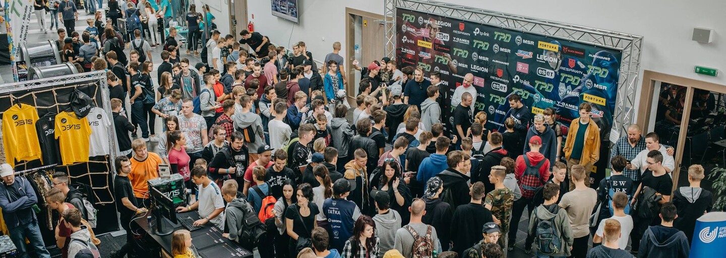 Bratislavu ovládne zatiaľ najväčší e-sportový event. Y-Games v Refinery Gallery trvajú tri dni a o prizepool môžeš bojovať aj ty