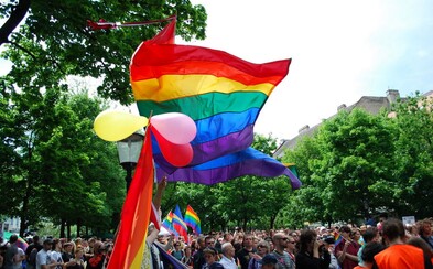Bratislavu rozžiari Dúhový Pride. Zabojuj o práva diskriminovaných a dokáž, že láska nie je zločin Bratislavu rozžiari Dúhový Pride. Zabojuj o práva diskriminovaných a dokáž, že láska nie je zločin