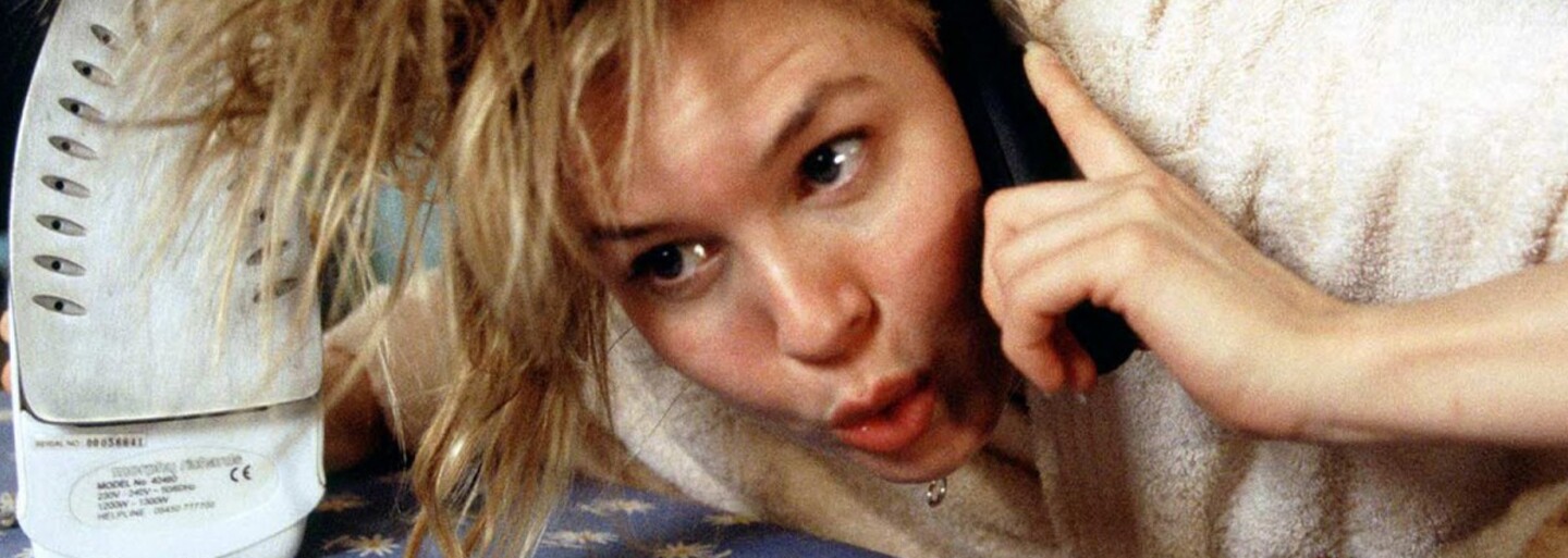 Bridget Jonesová je po 12 rokoch späť! V prvom traileri dokonca otehotnie, avšak nevie s kým