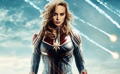 Brie Larson je Captain Marvel na vôbec prvom obrázku z očakávanej komiksovky Brie Larson je Captain Marvel na vôbec prvom obrázku z očakávanej komiksovky