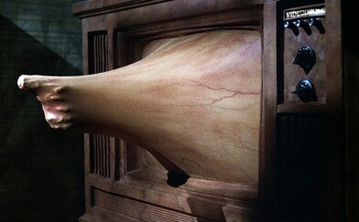 Brutálny Videodrome varuje pred vplyvom technológií nechutným a zvráteným spôsobom Brutálny Videodrome varuje pred vplyvom technológií nechutným a zvráteným spôsobom