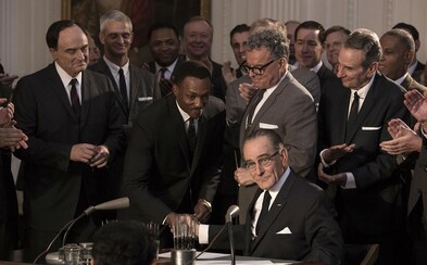 Bryan Cranston sa stáva prezidentom Lyndonom B. Johnsonom v dráme All the Way Bryan Cranston sa stáva prezidentom Lyndonom B. Johnsonom v dráme All the Way